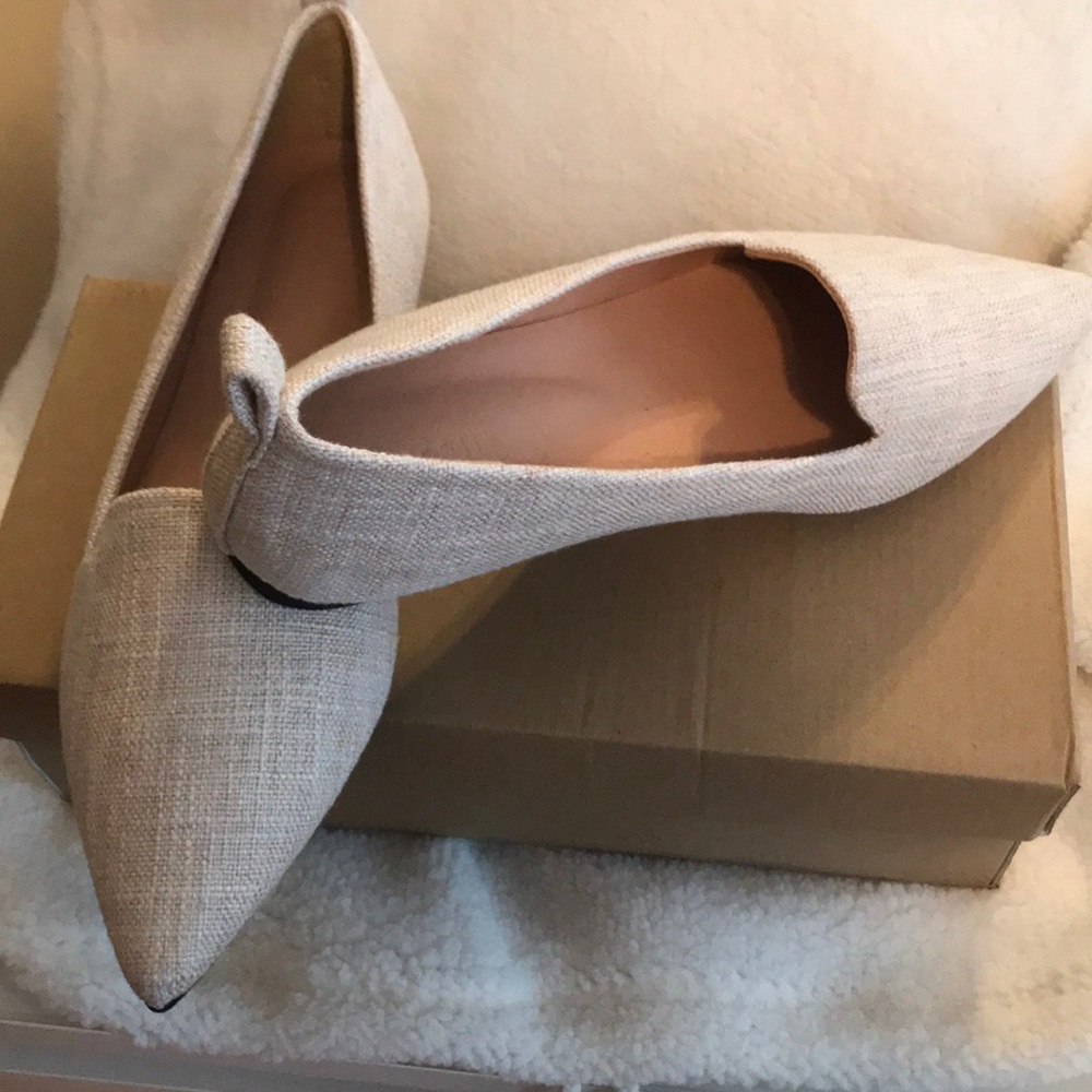 Point toe slip on loafers